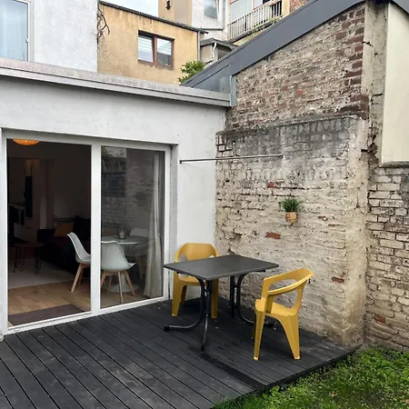Heritage - Family-friendly, Modern, *