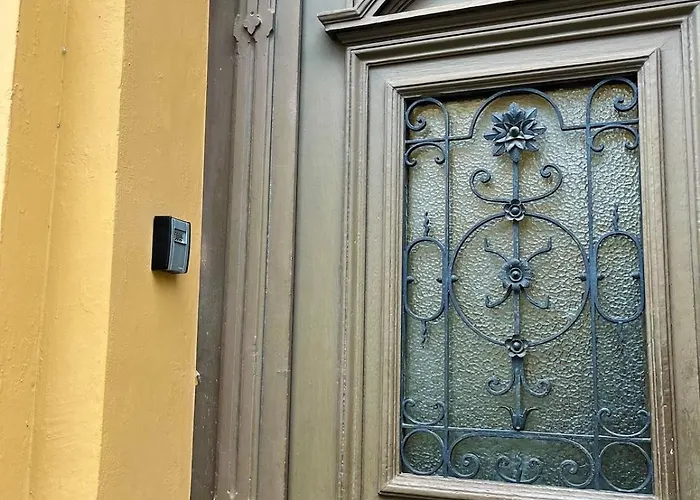 Urban Heritage With Work Space In Düren Center Appartement